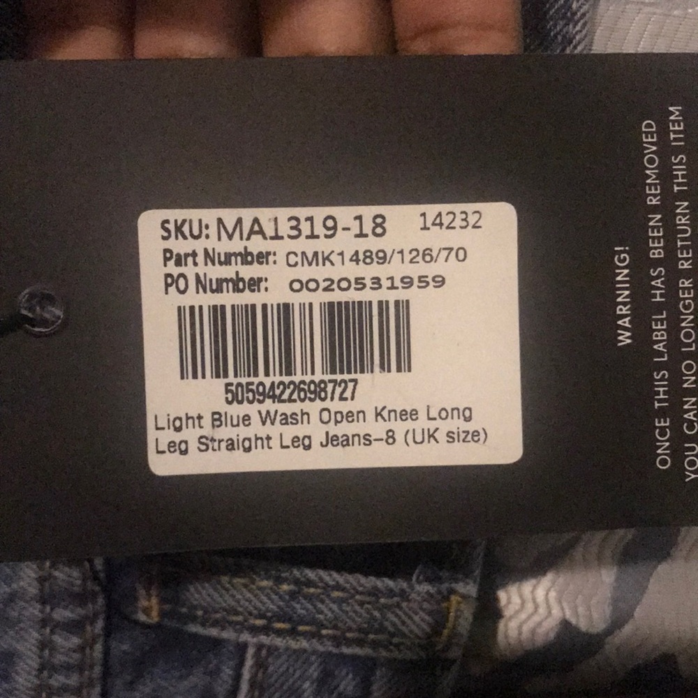 Pretty Little Thing Open Knee Mom Jeans - Picture 7 of 7